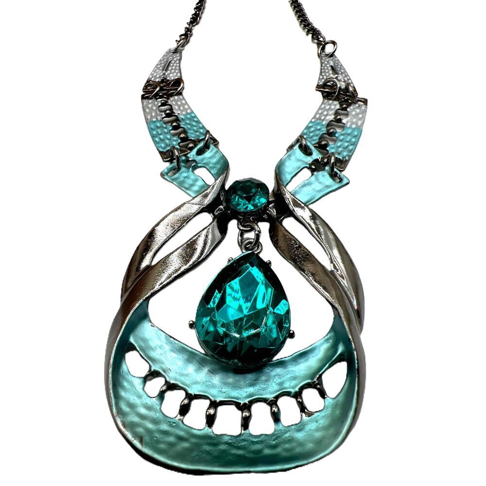NEW Blue Crystal Silver Tone Drop Earrings Necklace Set - Picture 13 of 15